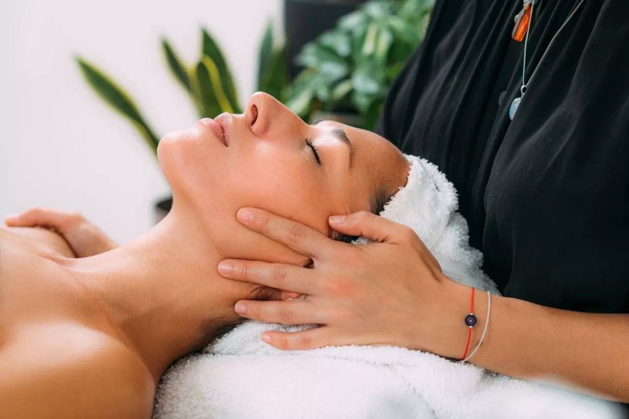 Sobre 9 ayurvedic facial massage ayurvedic facial massage
